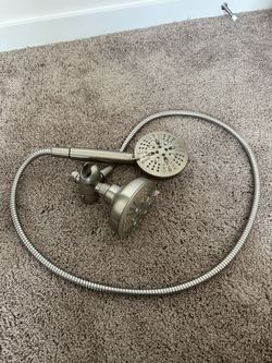Dual Shower Head with Handheld Sprayer – Great Condition