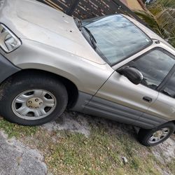 Toyota Rav4 99 Very Clean 