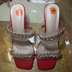 Stylish Heels – Size 7