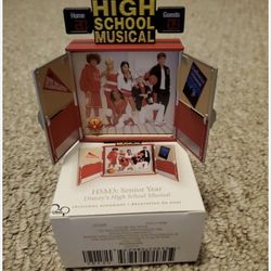 Hallmark Ornament Disney's High School Musical HSM3: Senior Year 2009 