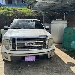 Ford Lariat 2010