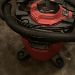 Craftsman wet/dry shop vacuum. Motor: 6.5 peak horsepower  Capacity: 20-gallon drum 