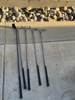 Left hand golf set