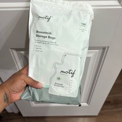 5 packs of Unopened Motif Milk Storage Bags