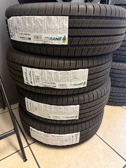 195/65/15 uniroyal all season tires