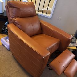 (2)Leather Recliner Chair