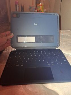 Logi iPad keyboard