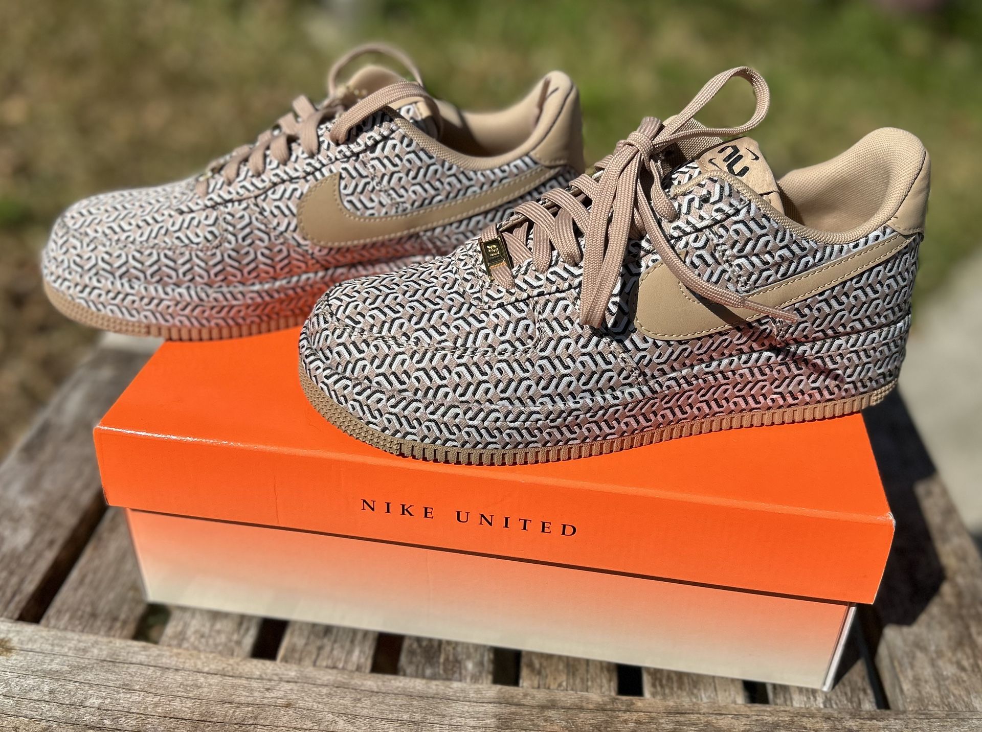 Size 8.5 - Nike Air Force 1 LX United in Victory - Hemp Women’s *WORN ONCE*