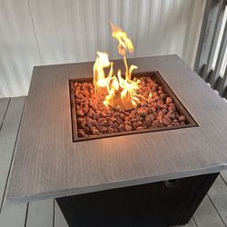 Fire Pit W/ Propane Tank 
