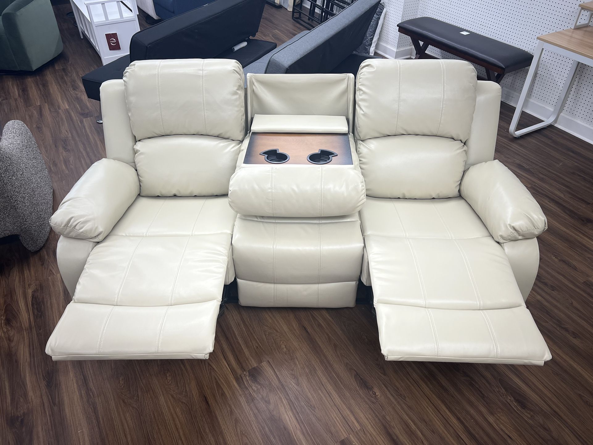 New 3 Seat Manual Recliner Sofa Chair/Flipped Backrest & Cupholder, Beige