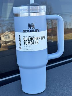 Stanley Flow State H2.0 Quencher 30oz Tumbler Chambray BRAND NEW!!!