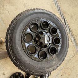 2024 F250 FX4 Superduty Lariat Stock Tires/Rims & Parts