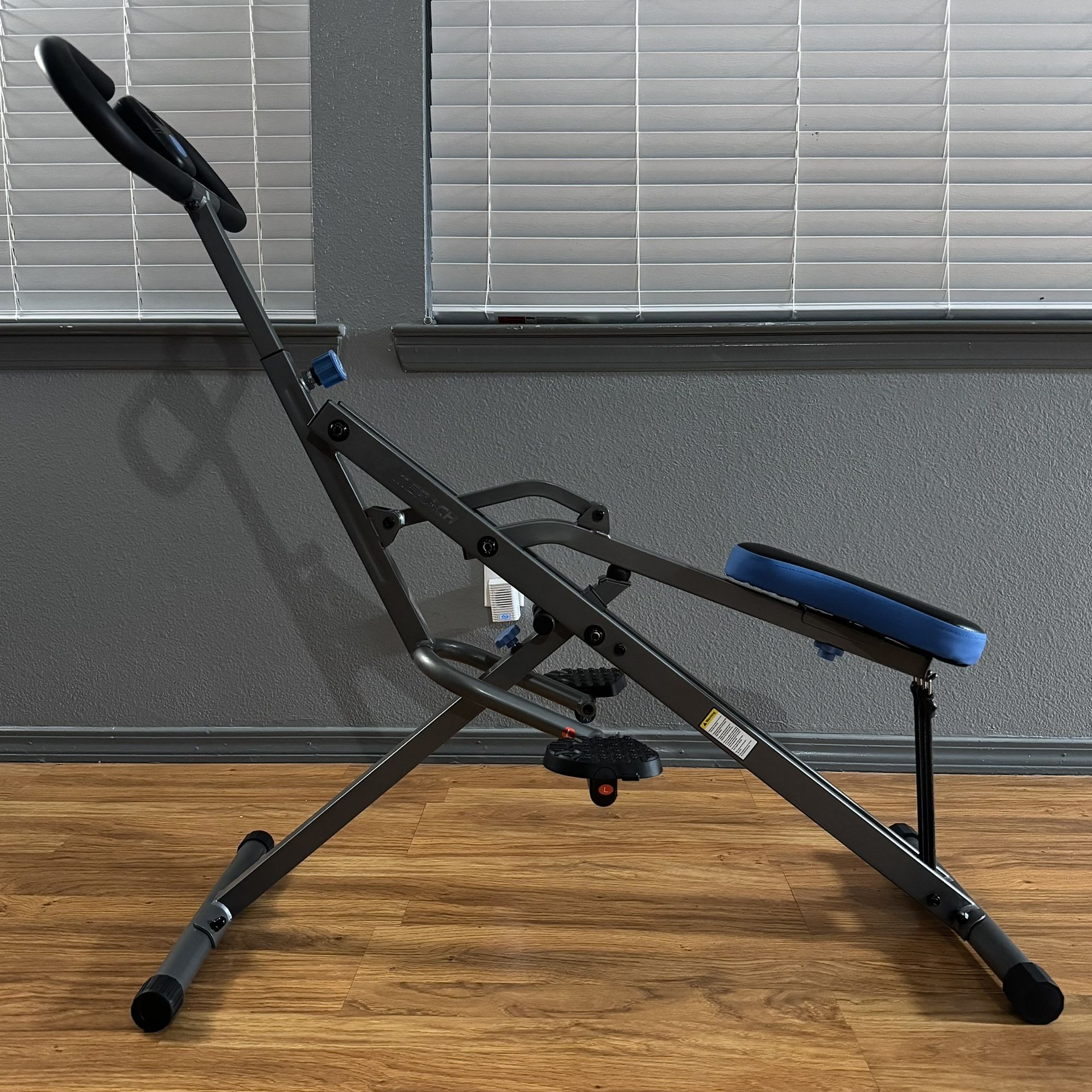 Squat Assist Machine
