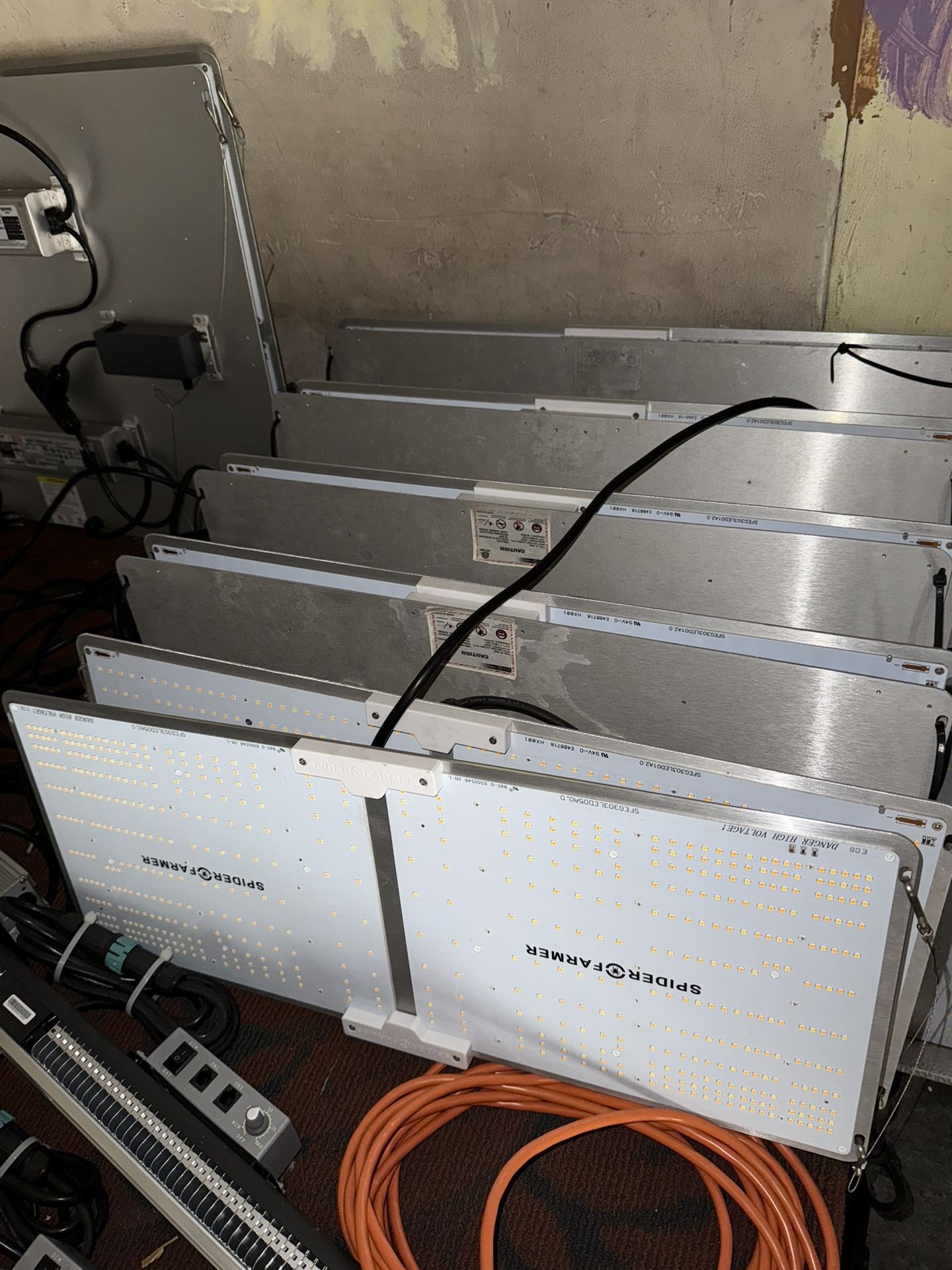 LED Light / Hydroponics