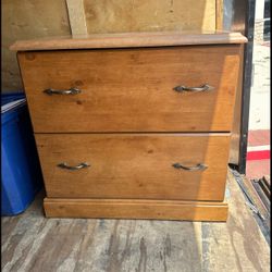 2 Drawers Wooden Nightstand 