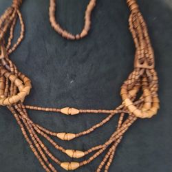 Wooden necklace 
