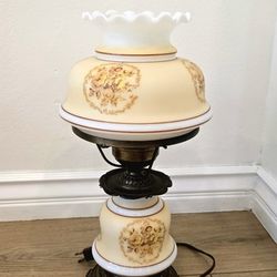 Vintage Quoizel Double Globe Floral Abigail Adams Lamp With Bornze and Brass Detailing.