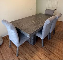 Dining Table Set with 4 Upholstered Chairs