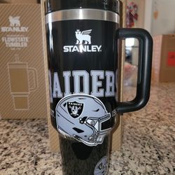 Stanley Las Vegas Raiders 40oz Cup Brand New 
