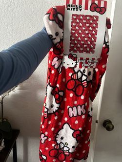 Hello Kitty Valentines Day Blanket With No Hanger 