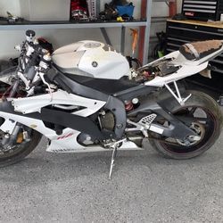 2008 Yamaha R6 