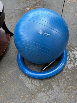 Gaiam Balance Ball w/ Base