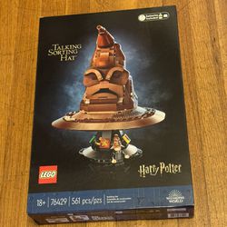 Lego Harry Potter TALKING SORTING HAT (76429) Brand new