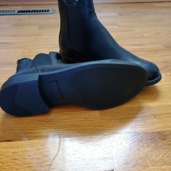 Womens Low Cut Boot