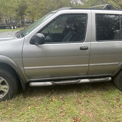 2001 Nissan Pathfinder