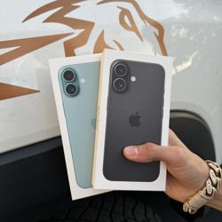 iPhone 16 Unlocked 