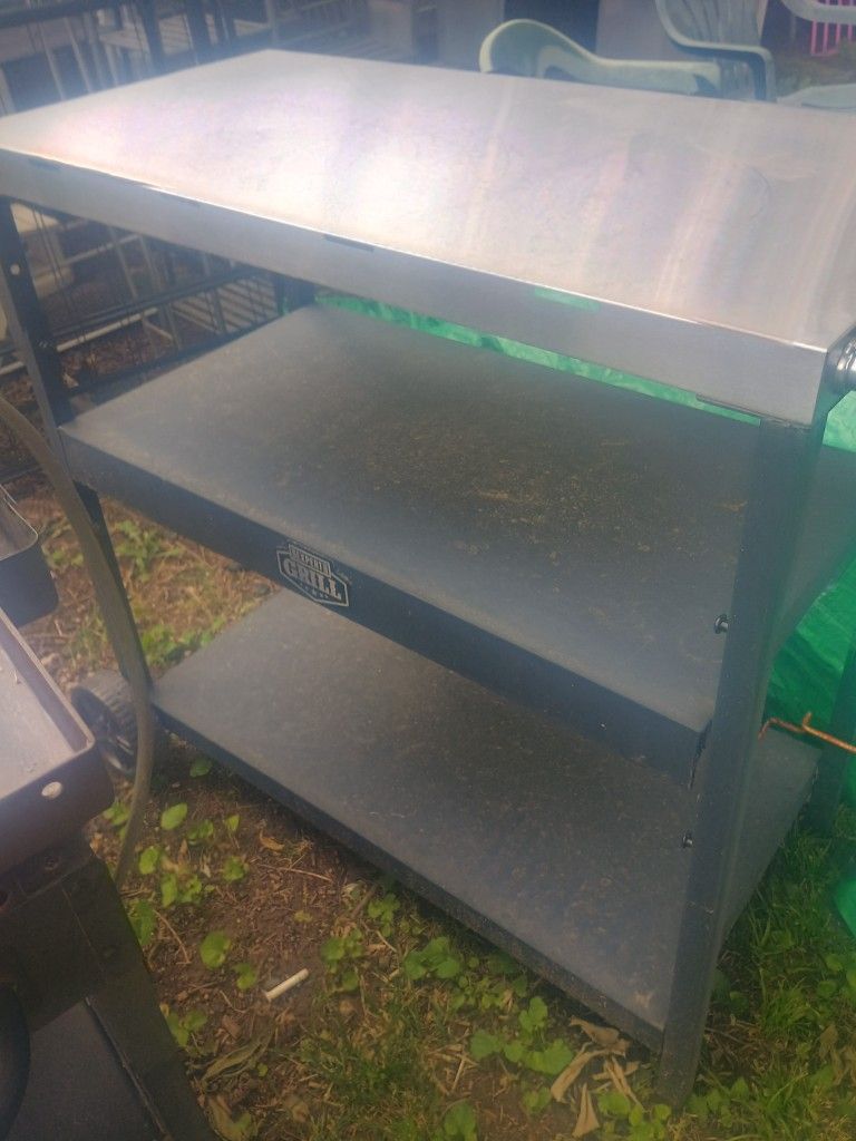 Metal Rolling Expert Grill Cart With 3 Shelves