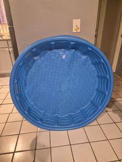 Plastic kids pool 45"