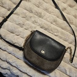 Michael Kors Cross Body Purse NO Flaws 