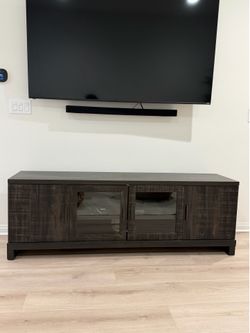 Modern TV console table like-new condition