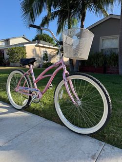 Super Cute Californian Beach Cruiser