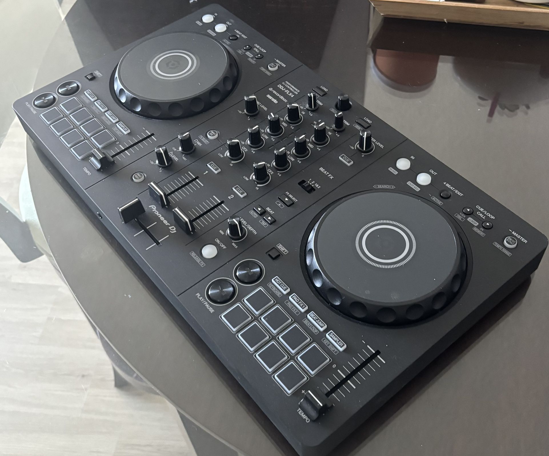 Pioneer DDJ-FLX4