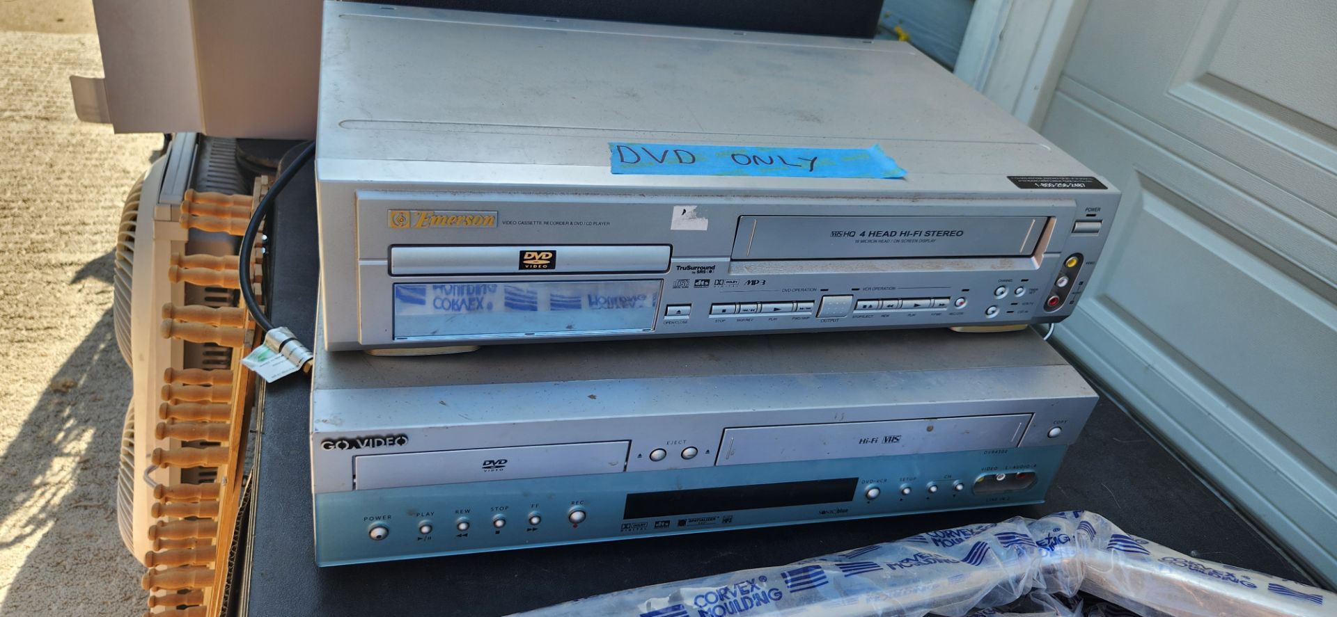 Vhs, dvd players