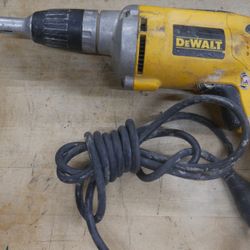 DEWALT SCREWDRIVER DW272 CORDED 883919-1