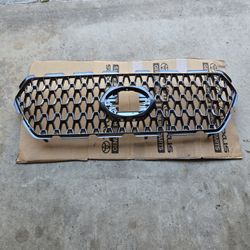 2016-2023 Toyota Tacoma New Front Grille OEM