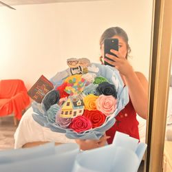 Up Themed Bouquet Eternal Roses 