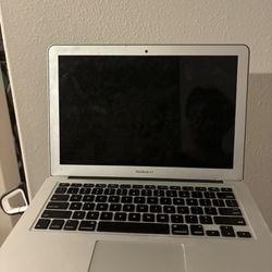2015 Mac Book Air & 2015 Dell Laptop i7