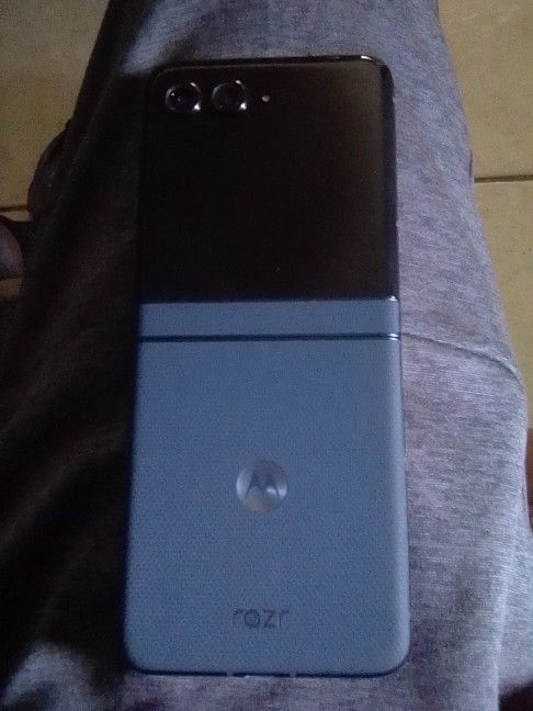 Motorola Razr 2025