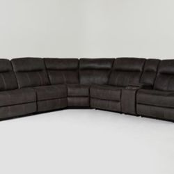 Almost new 6 pc sectional with power recliners 