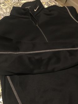 Men’s small NIKE golf half zip long sleeves