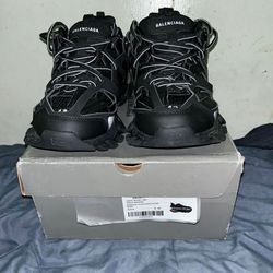 Balenciaga Track runners size 10m