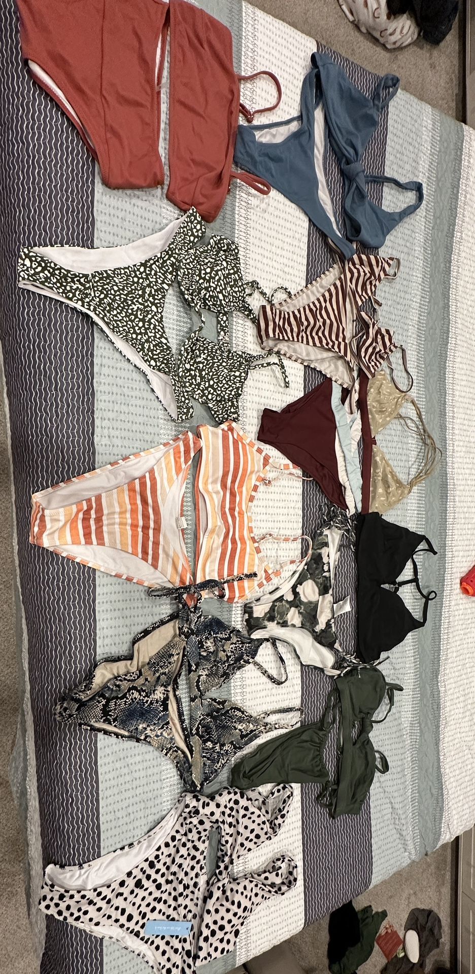 SM-MD Women’s Bikinis