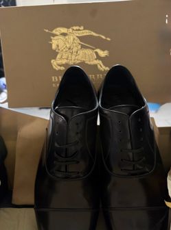 Burberry Millstead lace up