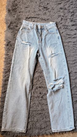 petite XS baggy light wash jeans