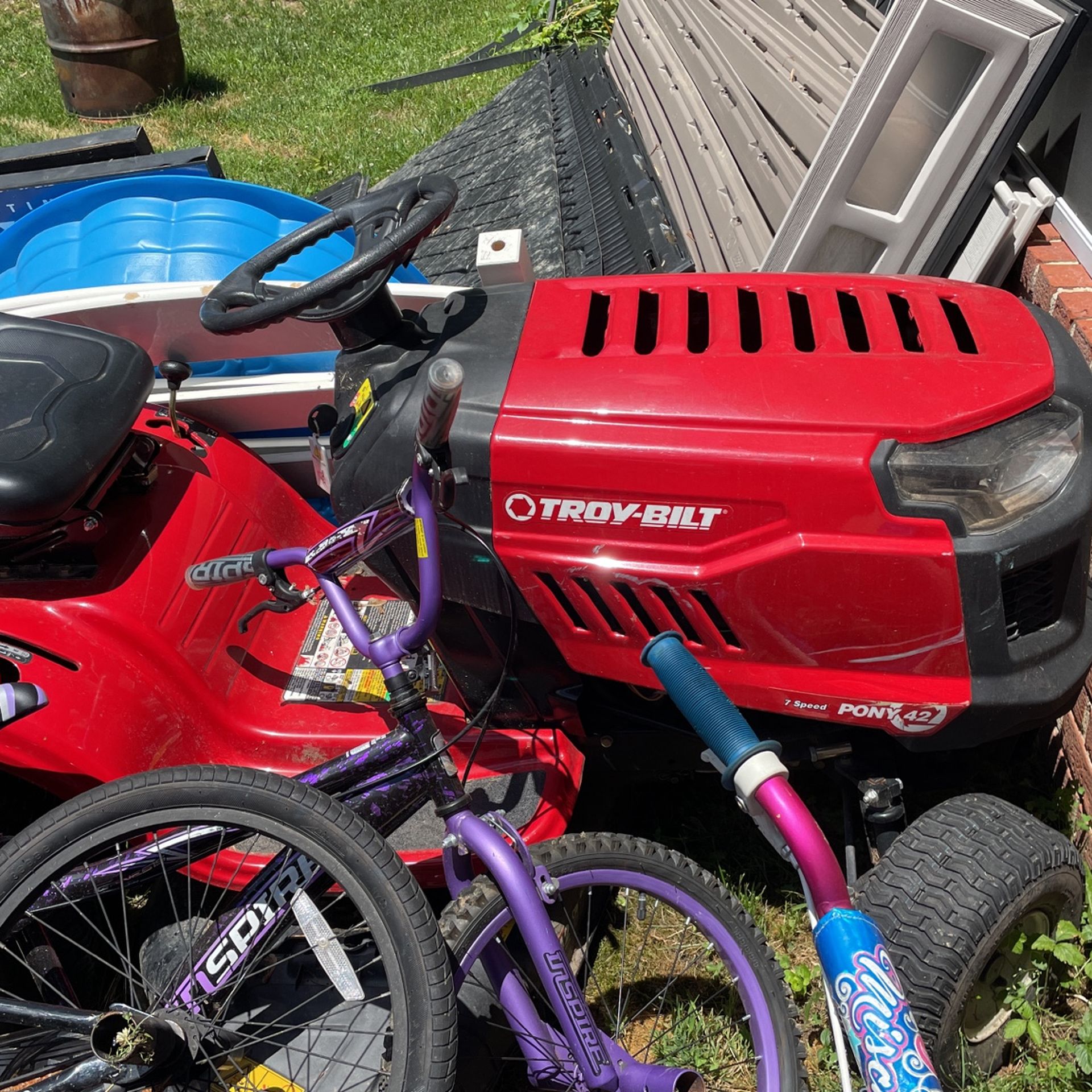 Troy Built 7 Speed Pony 42 Inch Cut Ride On Mower