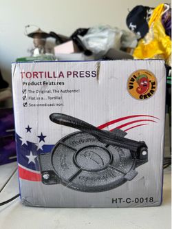 Vivicreate Tortilla Press 7.5 Inch Cast Iron Tortilla Maker